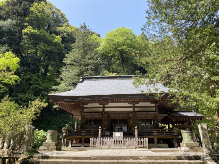 金鑚神社拝殿
